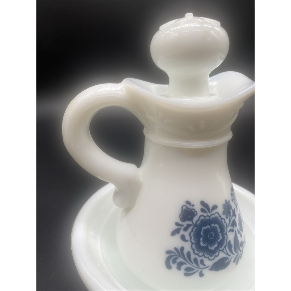 AVON  Vintage Milk Glass CRUET & Matching BOWL Blue White SKIN-SO-SOFT EMPTY - Picture 8 of 11